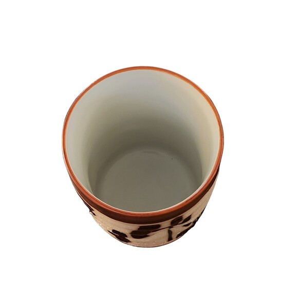 Japanese Daruma Yunomi Hand Painted Hand Made Cradling Teacup Mug 4.5" Tall - Picture 6 of 7